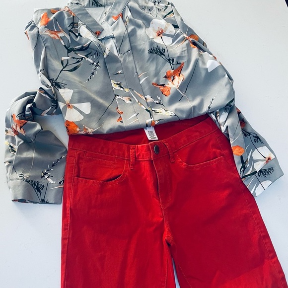 Elle Red Ankle & Cropped Jeans - Picture 2 of 7